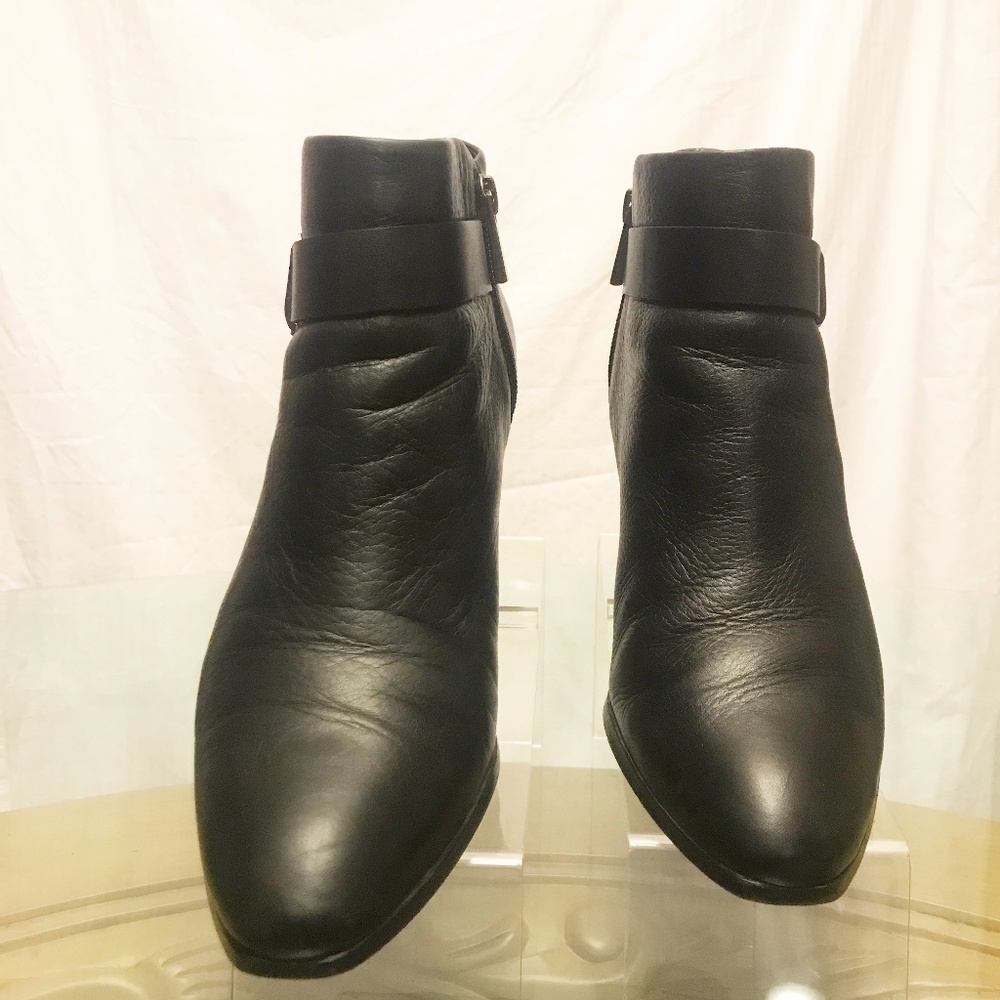 dolce vita black leather booties